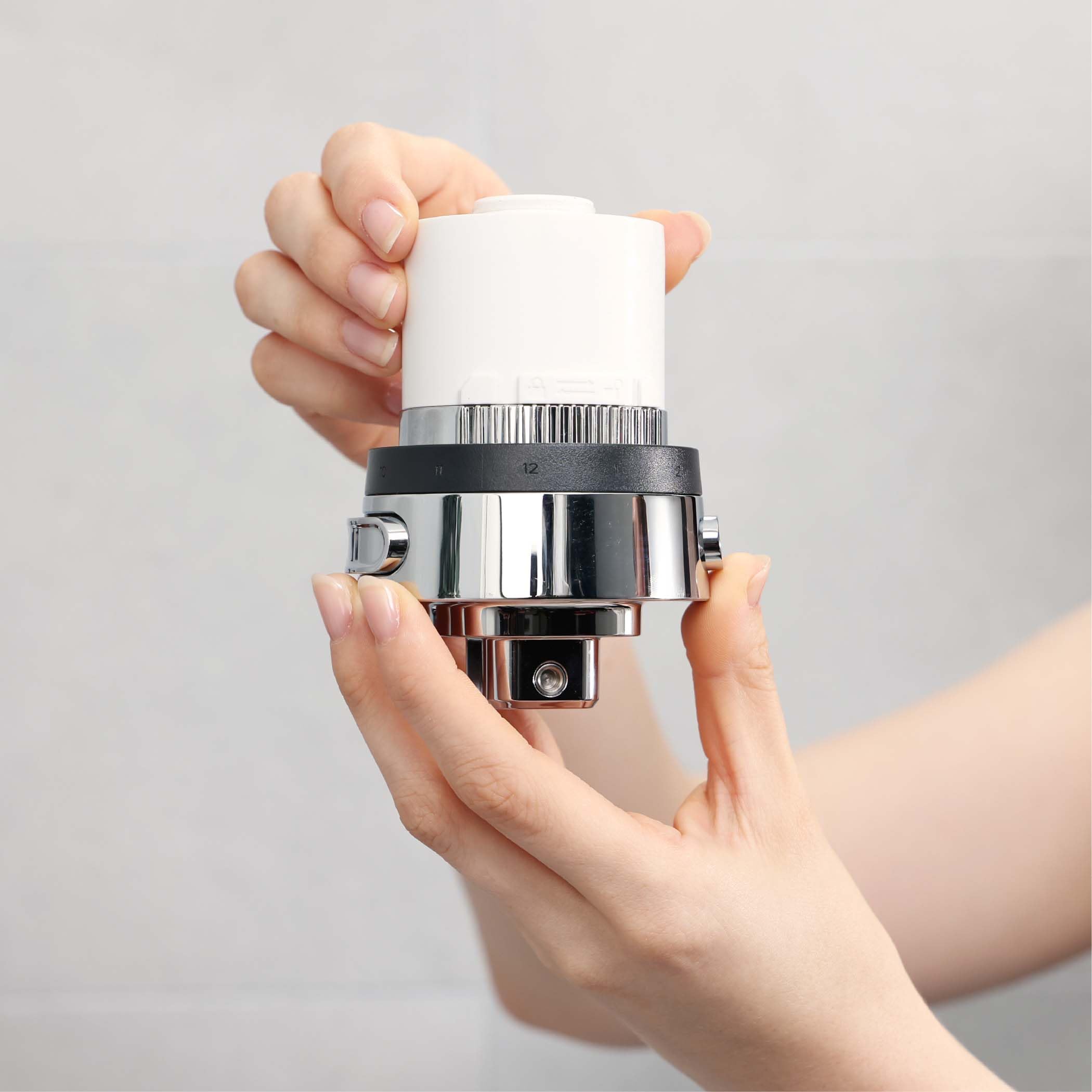 SEVENTY Replacement Shower Filter Cartridge, Filters Water for Skin and Hair Health (12147) - Image 4